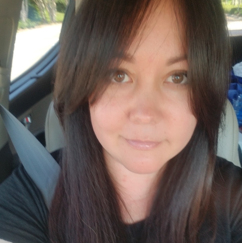 Meet your Posher, Suzanne